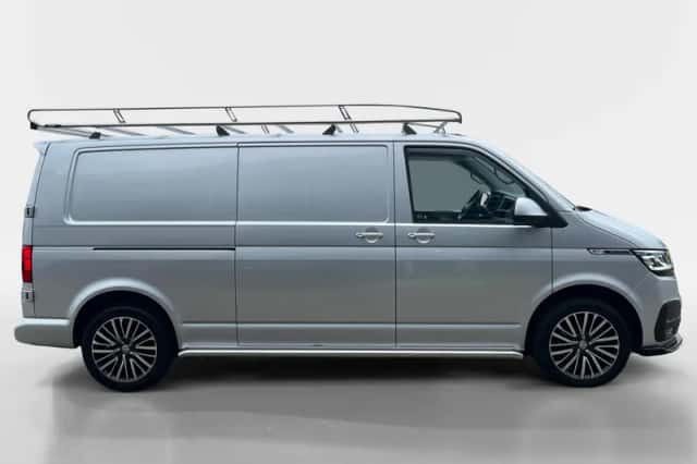 Volkswagen Transporter (2020) thumbnail 4