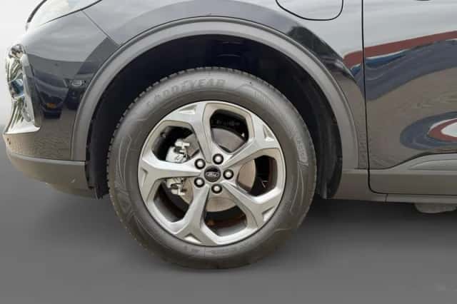 Ford Kuga (2025) thumbnail 6
