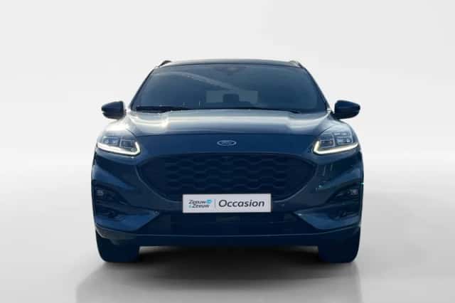Ford Kuga (2023) thumbnail 2