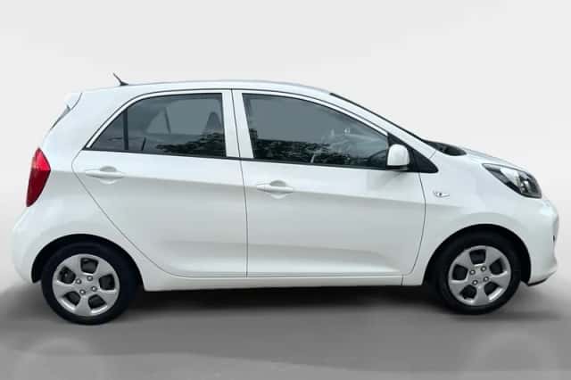 Kia Picanto (2016) thumbnail 4