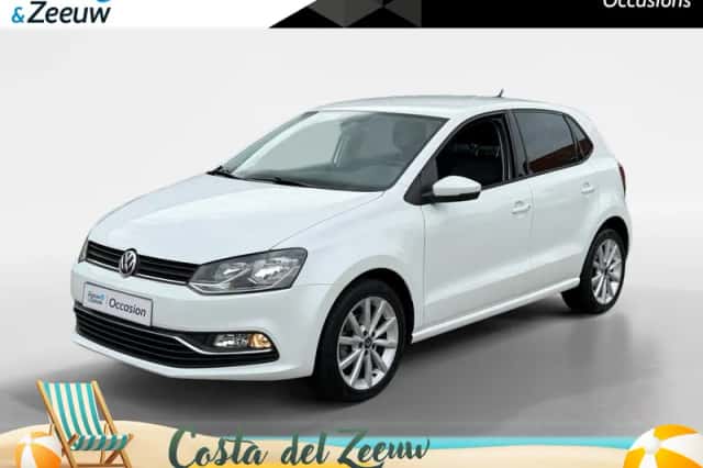 Volkswagen Polo (2015) thumbnail 1