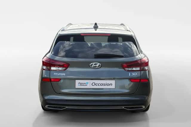 Hyundai i30 (2022) thumbnail 6