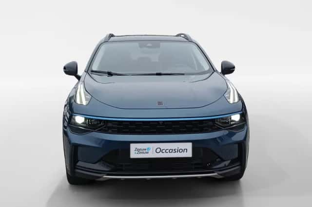 Lynk & Co 01 (2022) thumbnail 3