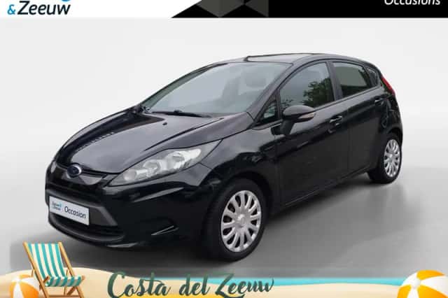 Ford Fiesta (2012) thumbnail 1
