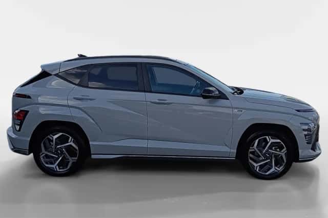Hyundai Kona (2025) thumbnail 4