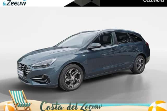 Hyundai i30 (2022) thumbnail 1