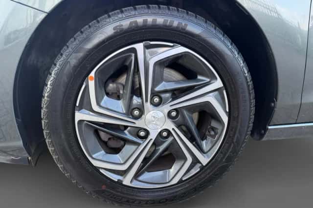 Hyundai i30 (2022) thumbnail 5