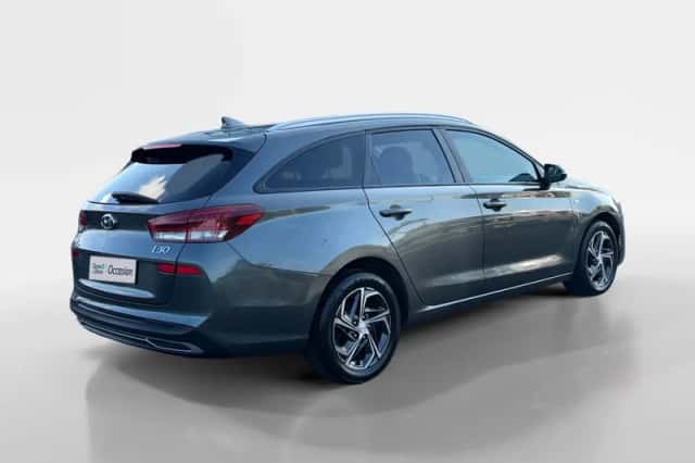 Hyundai i30 (2022) thumbnail 6