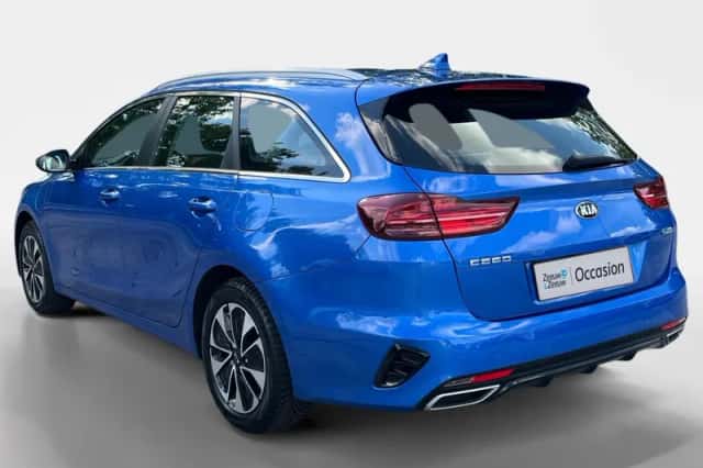 Kia Ceed Sportswagon (2021) thumbnail 3
