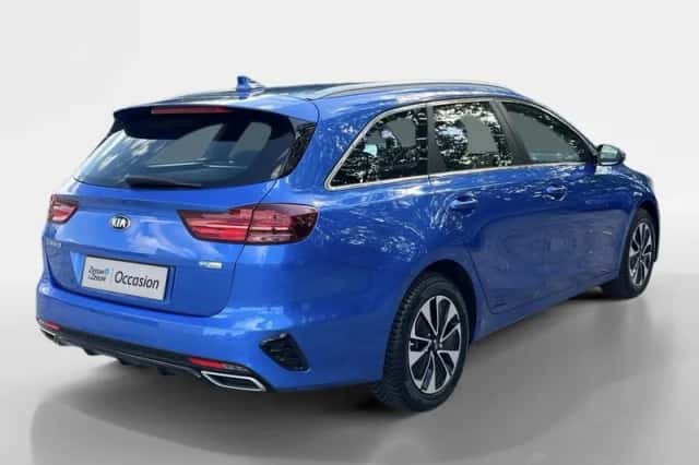 Kia Ceed Sportswagon (2021) thumbnail 5
