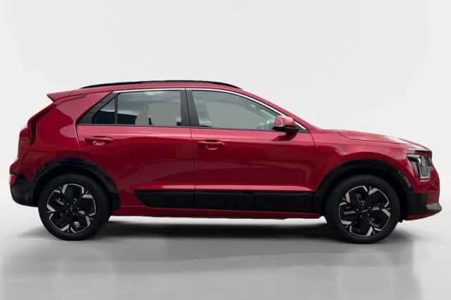 Kia Niro EV (2023) thumbnail 4