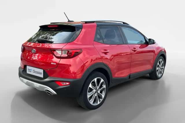 Kia Stonic (2018) thumbnail 5