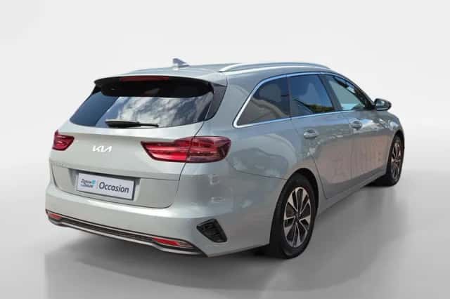 Kia Ceed Sportswagon (2025) thumbnail 4