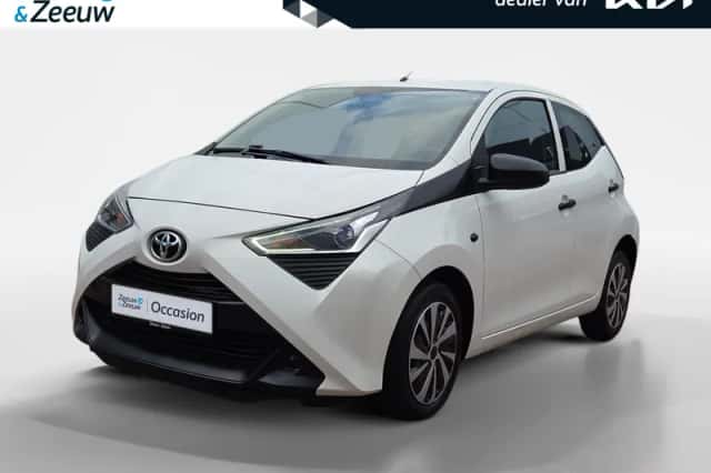 Toyota Aygo (2020) thumbnail 1