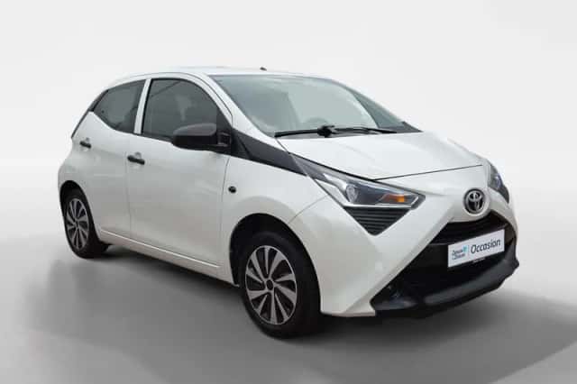 Toyota Aygo (2020) thumbnail 3