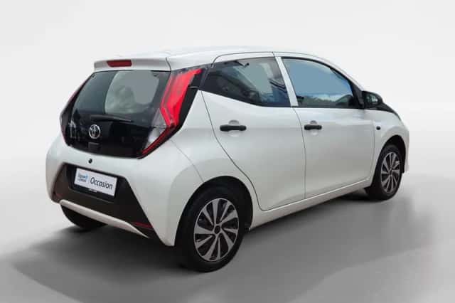 Toyota Aygo (2020) thumbnail 5