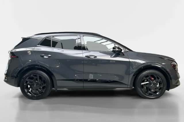 Kia Sportage (2023) thumbnail 4