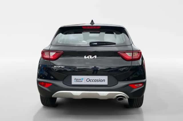 Kia Stonic (2025) thumbnail 3