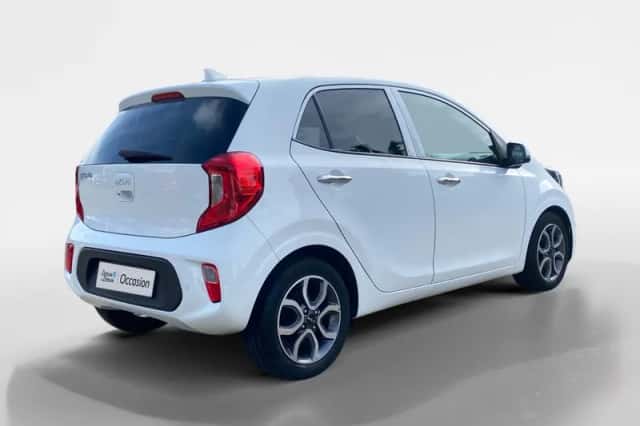 Kia Picanto (2022) thumbnail 5