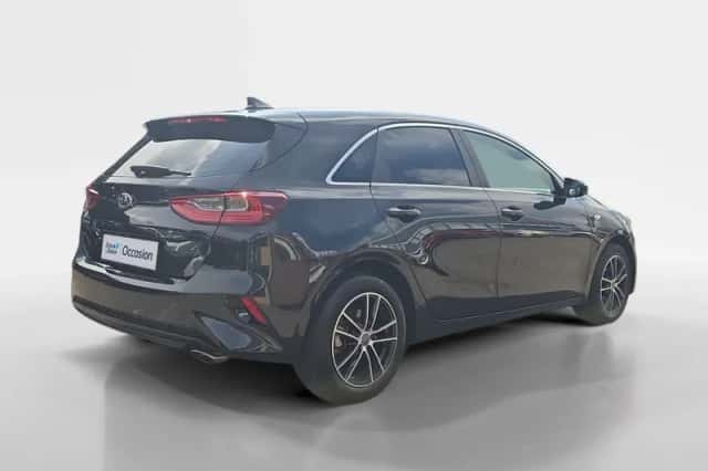 Kia Ceed (2020) thumbnail 4