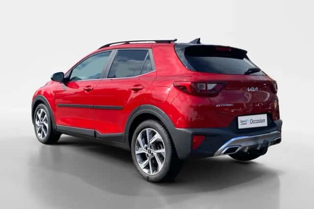 Kia Stonic (2021) thumbnail 2