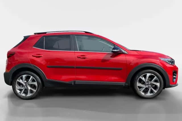 Kia Stonic (2021) thumbnail 5
