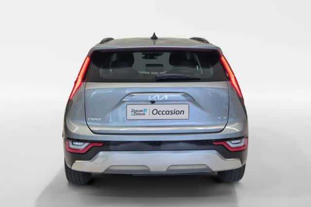 Kia Niro (2025) thumbnail 6
