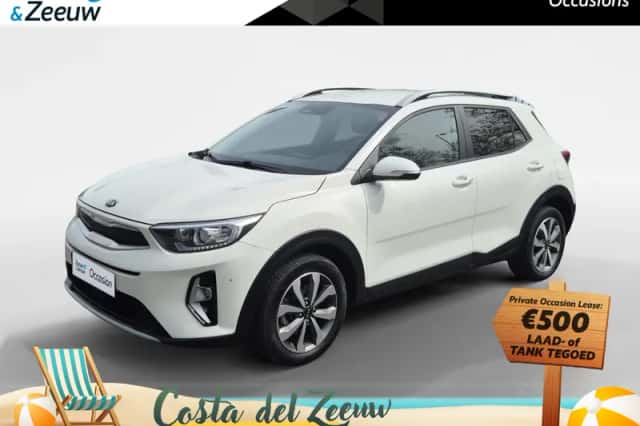 Kia Stonic (2021) thumbnail 1