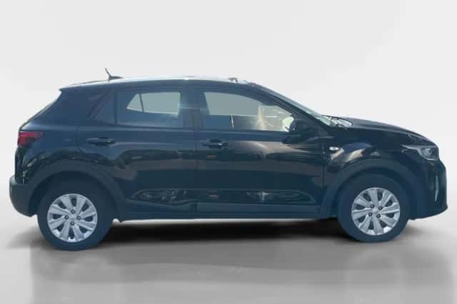 Kia Stonic (2023) thumbnail 5