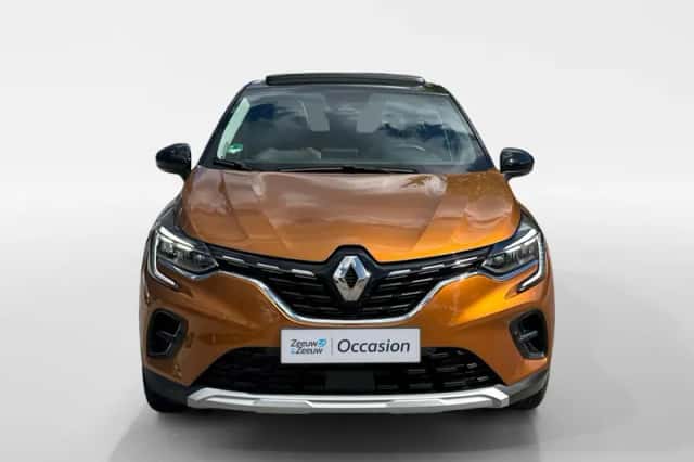 Renault Captur (2021) thumbnail 2