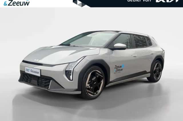 Kia EV4 (2026) thumbnail 1