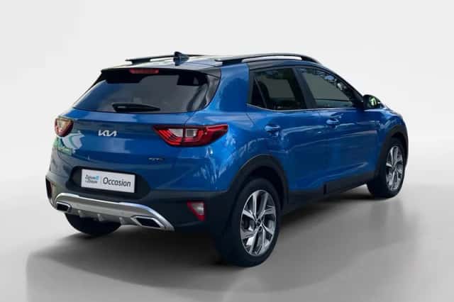 Kia Stonic (2023) thumbnail 4
