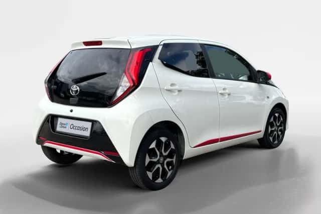Toyota Aygo (2018) thumbnail 5