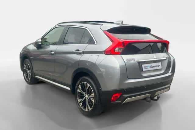 Mitsubishi Eclipse Cross (2018) thumbnail 2