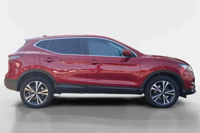 Nissan Qashqai (2020) thumbnail 4