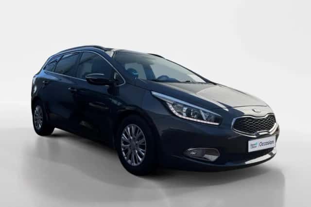 Kia Cee'd (2014) thumbnail 3