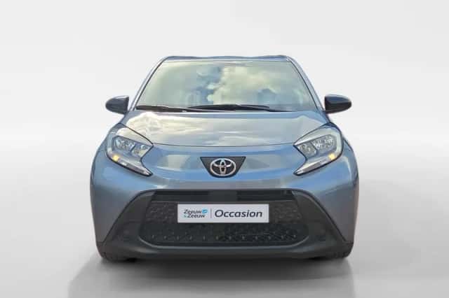 Toyota Aygo (2024) thumbnail 2