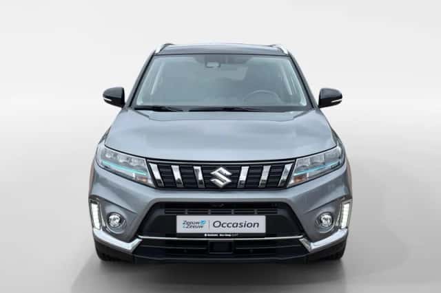 Suzuki Vitara (2022) thumbnail 2