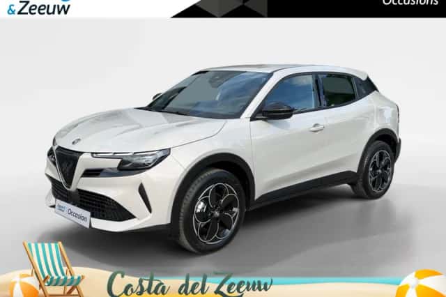 Alfa Romeo Junior (2025) thumbnail 1