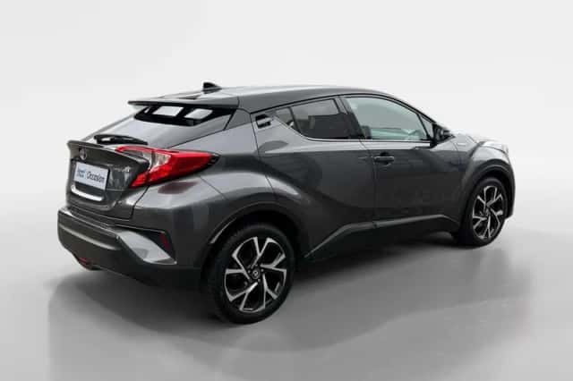 Toyota C-HR (2017) thumbnail 5