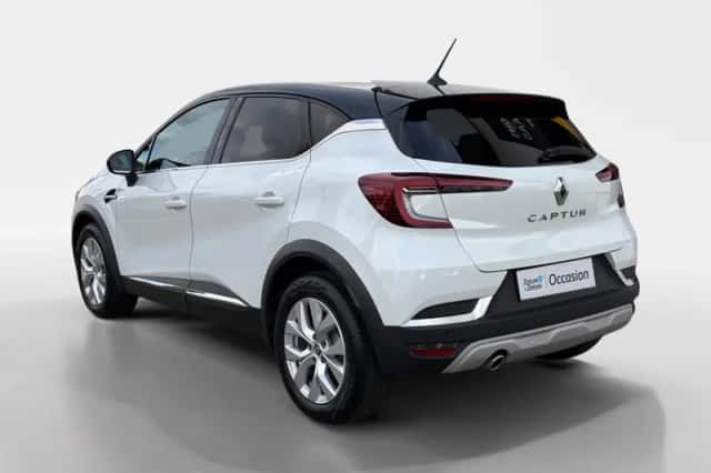 Renault Captur (2021) thumbnail 6