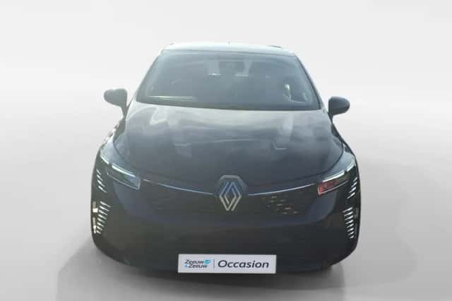 Renault Clio (2024) thumbnail 2