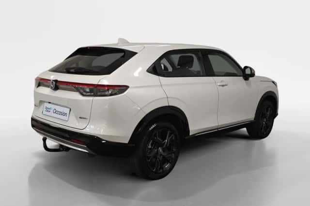 Honda HR-V (2023) thumbnail 2