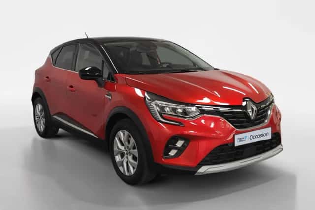 Renault Captur (2022) thumbnail 3