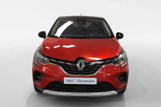Renault Captur (2020) thumbnail 3