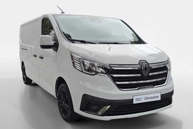 Renault Trafic (2024) thumbnail 3