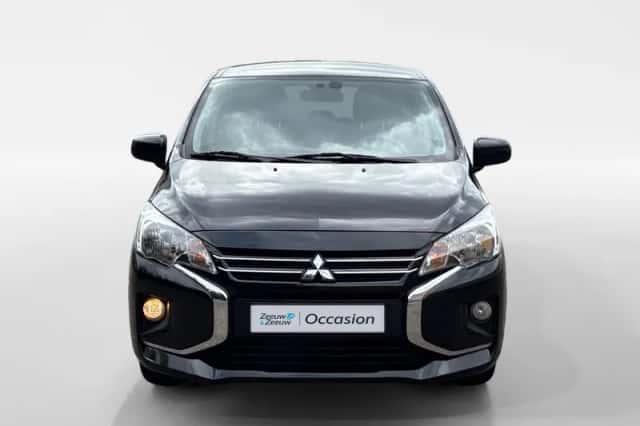 Mitsubishi Space Star (2022) thumbnail 3