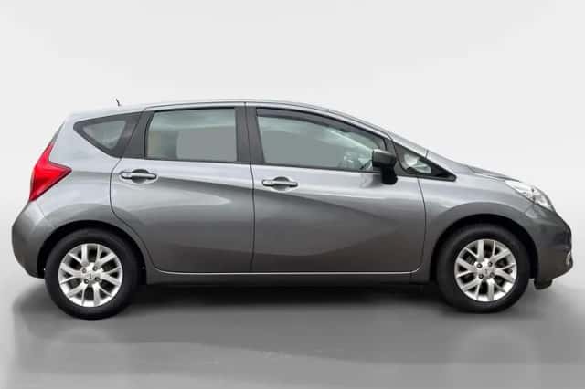 Nissan Note (2015) thumbnail 4