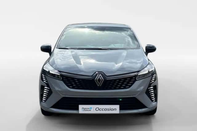 Renault Clio (2025) thumbnail 3