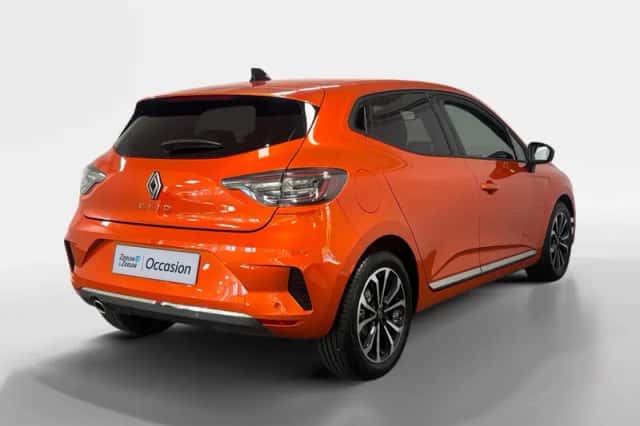Renault Clio (2025) thumbnail 2
